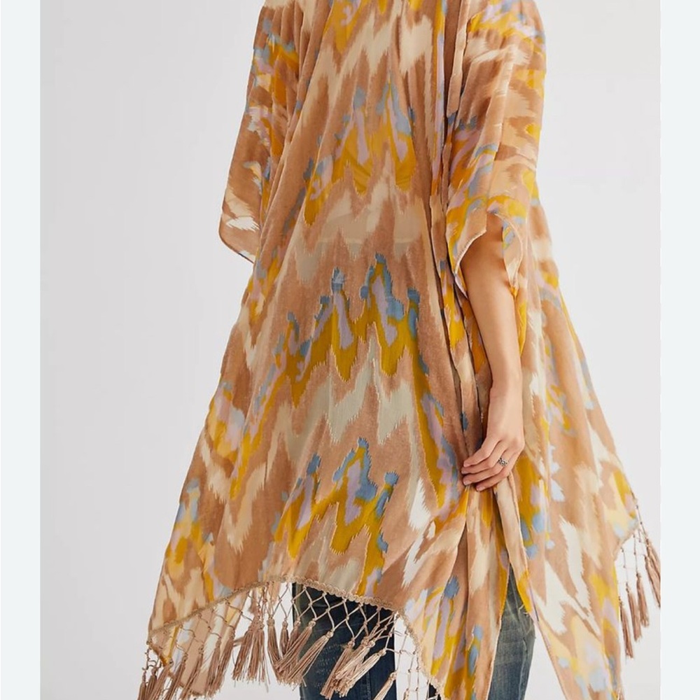 Free People Dripping Velvet Burnout Kimono OS